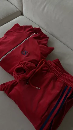 Костюм RED