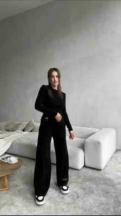 Костюм SKIMS